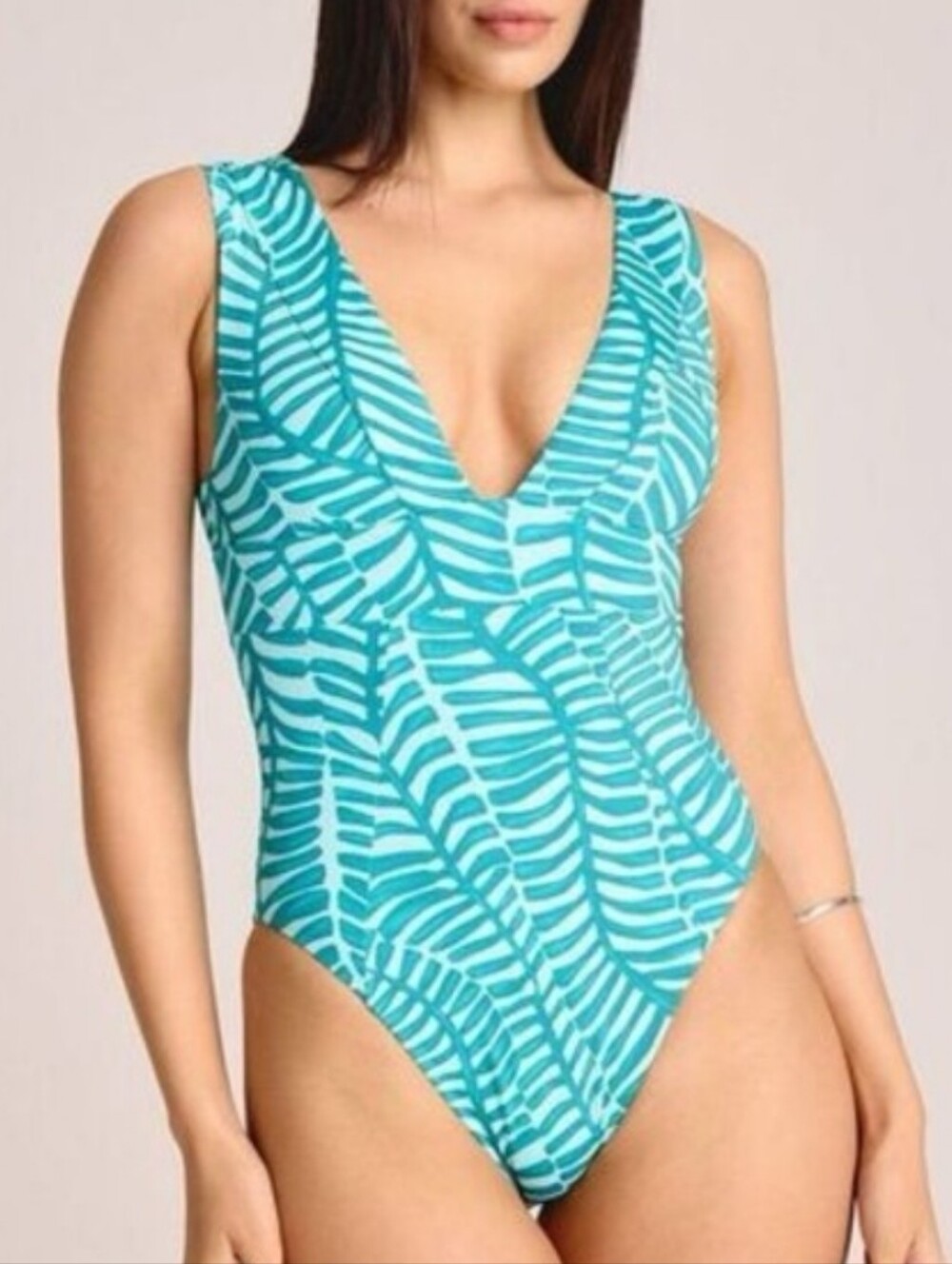 Vitamin A Women's Plunge Full Coverage One Piece Swimsuit - Jade Print small